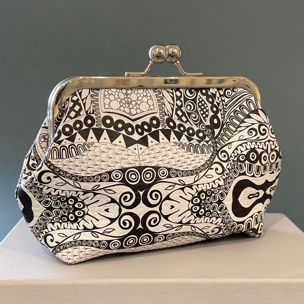 Halcyon Days Purse Buckinghamshire Craft Guild