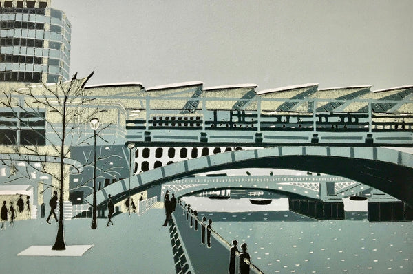 Bridge across the Thames by Nathalie Pymm