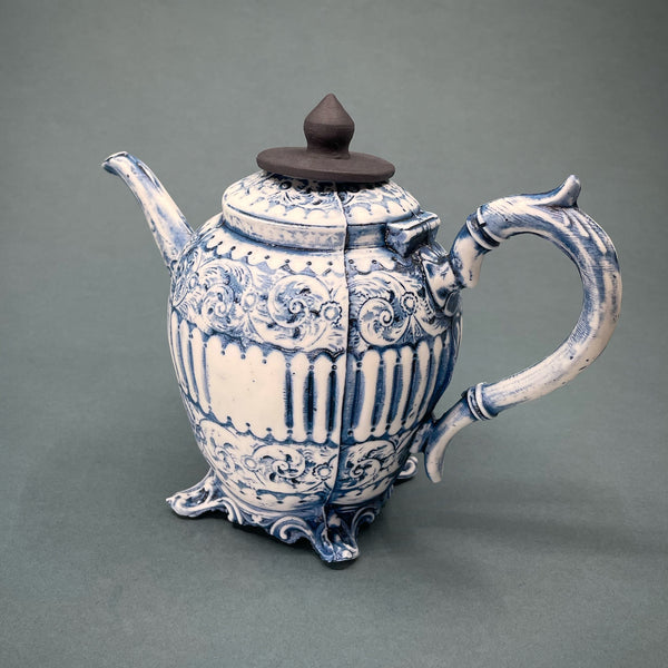 Chrisinderblueliddedheritageteapot