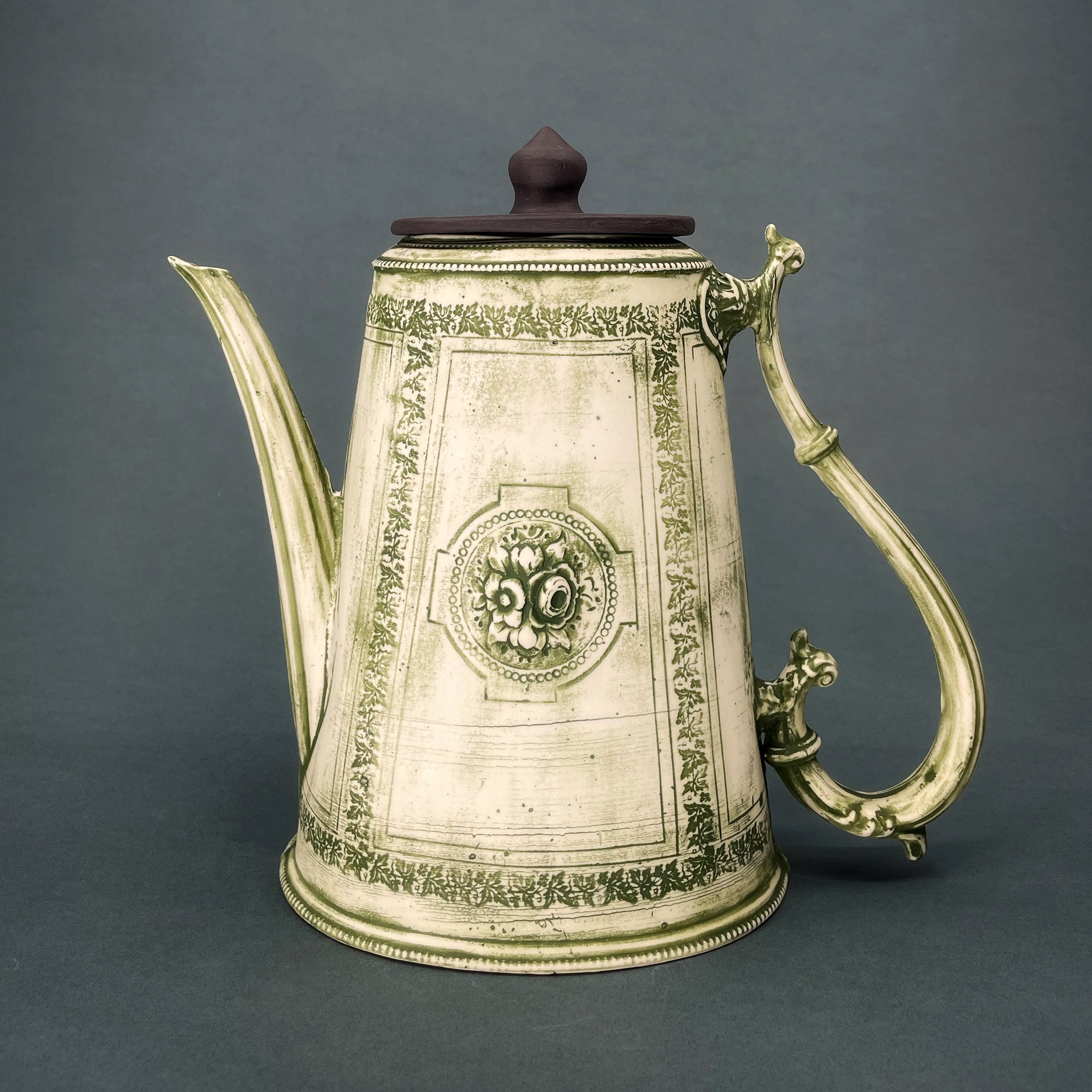 Heritage Coffee Pot (lidded)