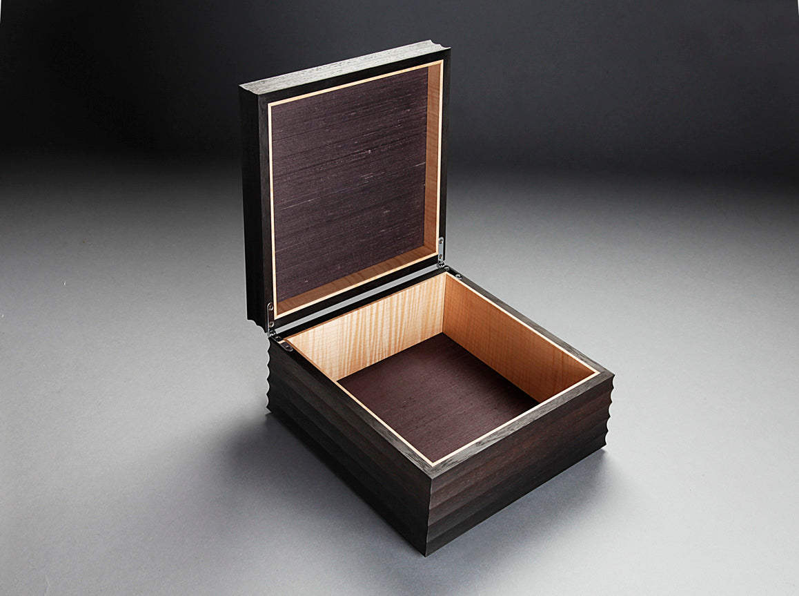 'Rib' Box by Richard Williams – Buckinghamshire Craft Guild