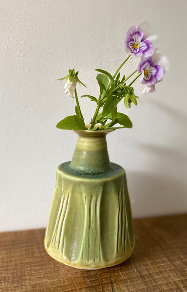 Porcelain. Vase. Chris Inder