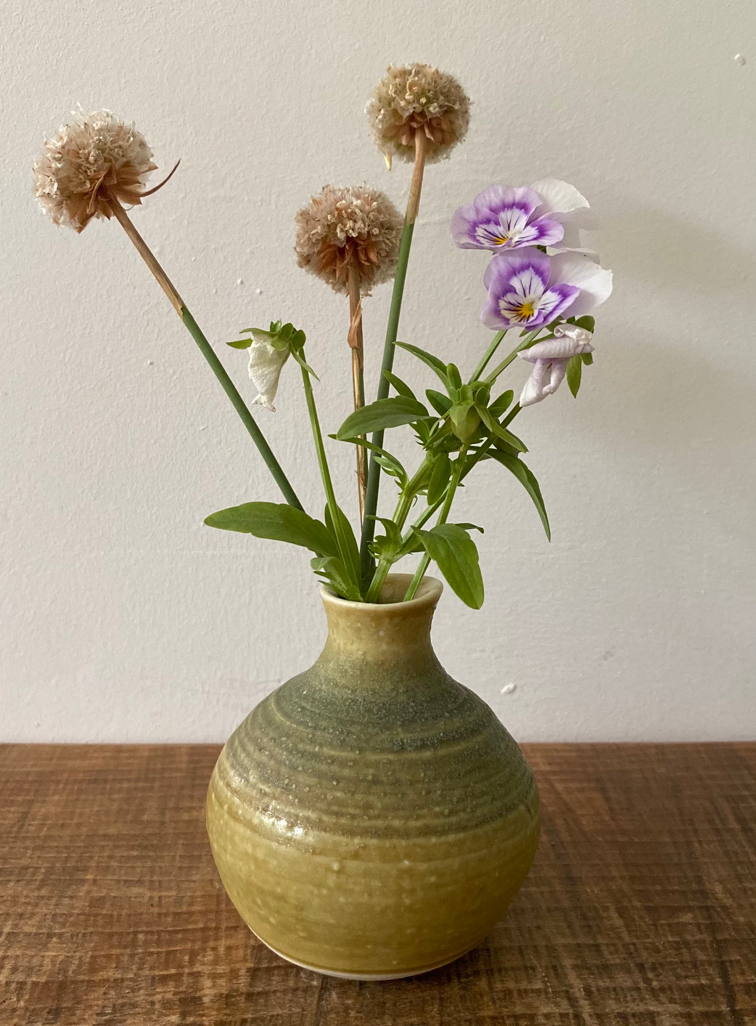 Bud.Vase. Porcelain. Chris Inder