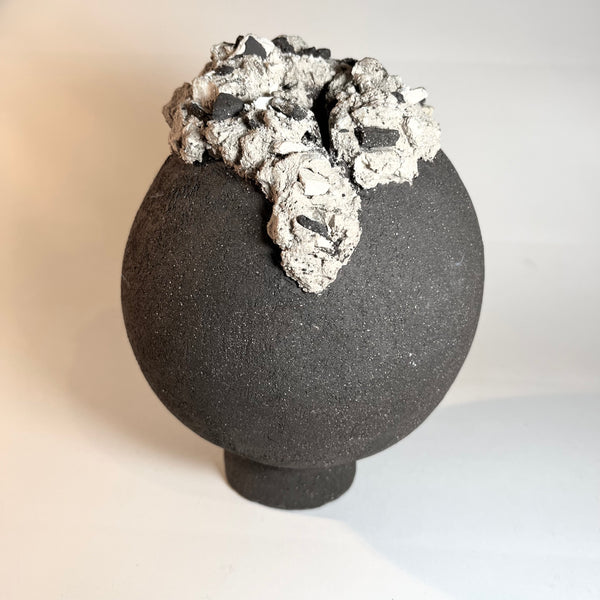 Black Moonjar 2   Height 20cm