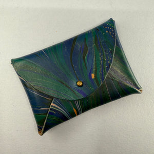 Looking at the front of the purse
