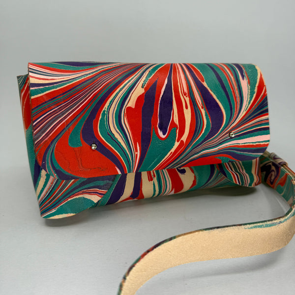 Another front view of the bag