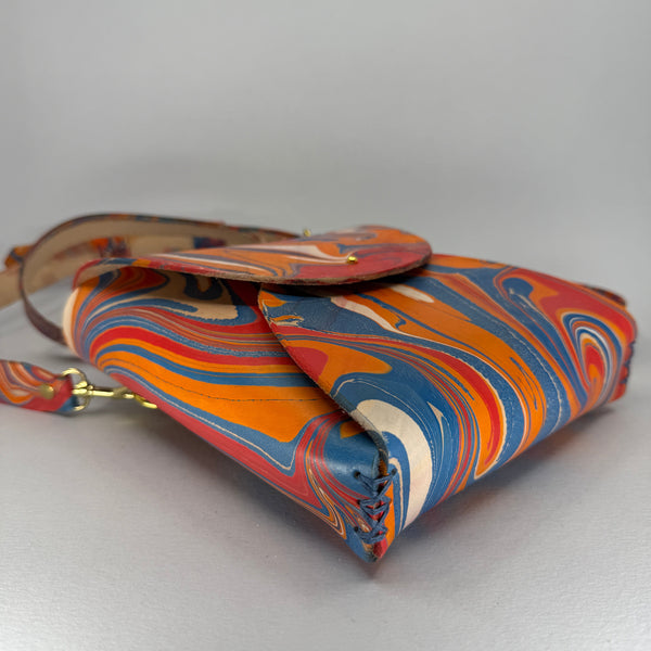 View of the right side of the bag