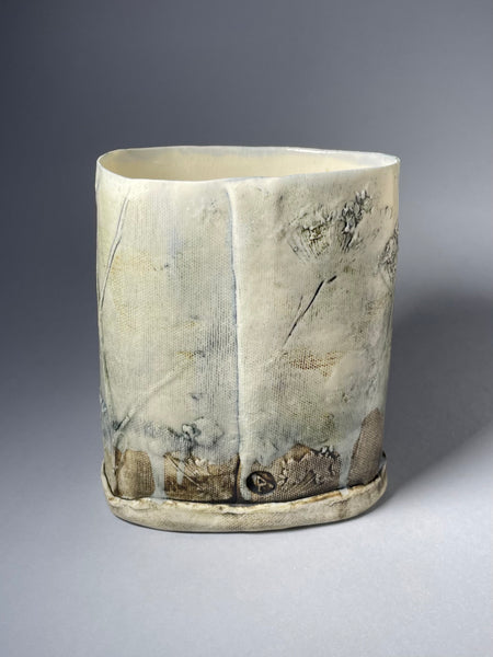 Oval cow parsley Vessel