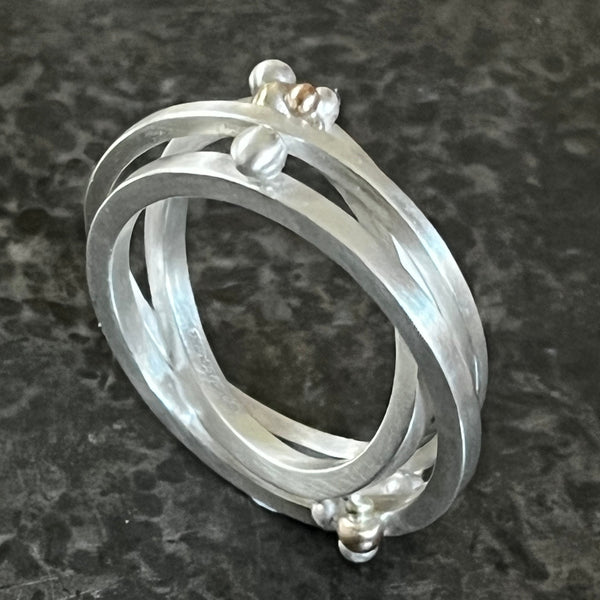 Waves & Boulder Ring